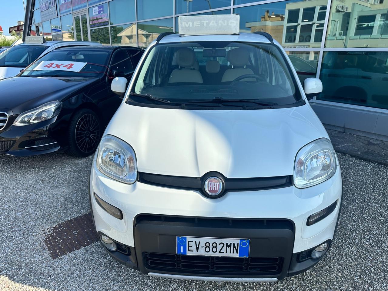 Fiat Panda 0.9 TwinAir Turbo Natural Power Trekking