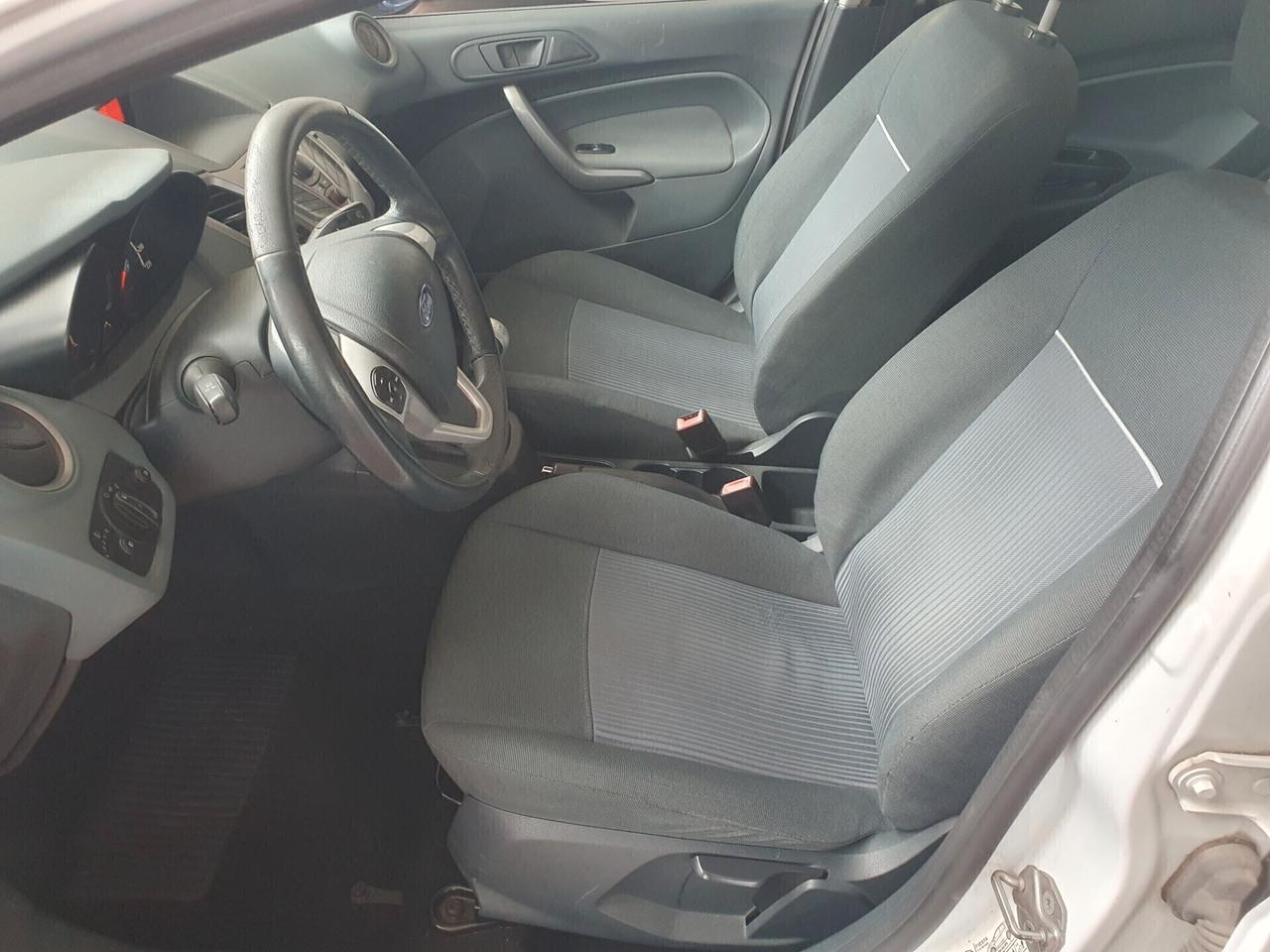 Ford Fiesta 1.4 TDCi 70cvNeopatent 2011