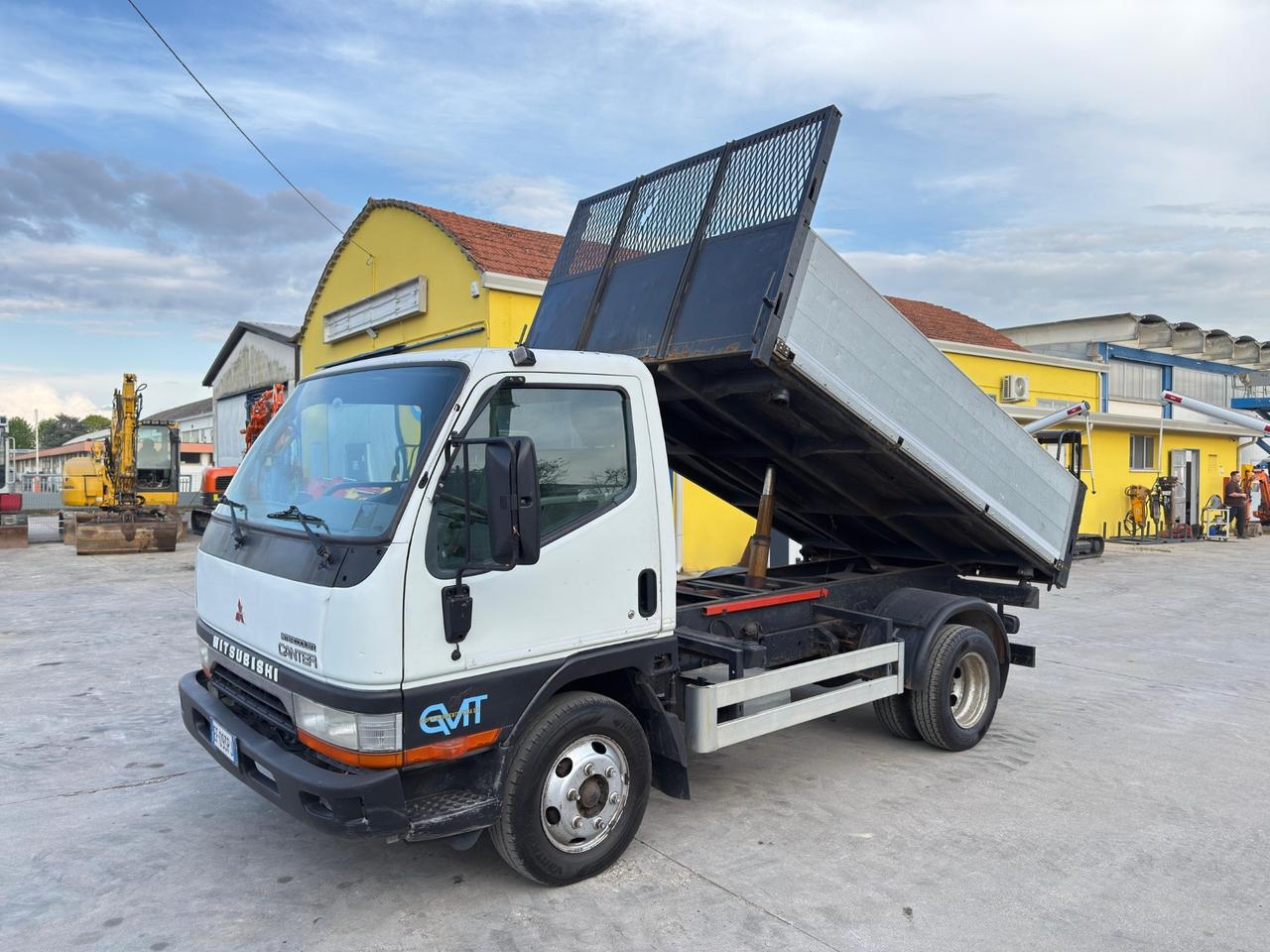 Autocarro ribaltabile MITSUBISHI FE649