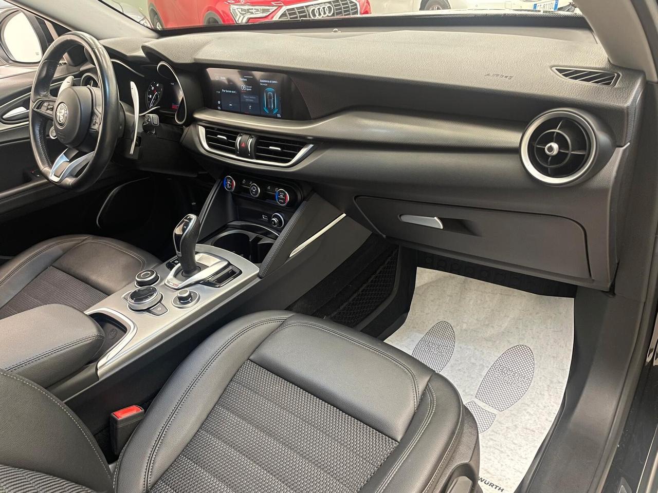 Alfa Romeo Stelvio, 03/2022 2022 2.2 t Sprint Q4 190cv auto