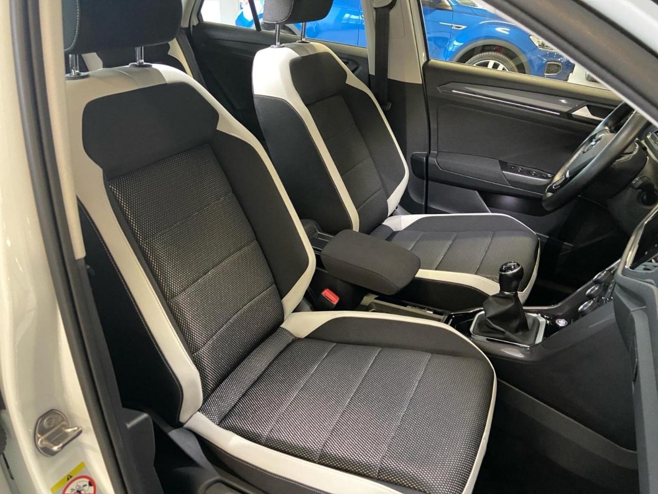 Volkswagen T-Roc 1.5 tsi advanced