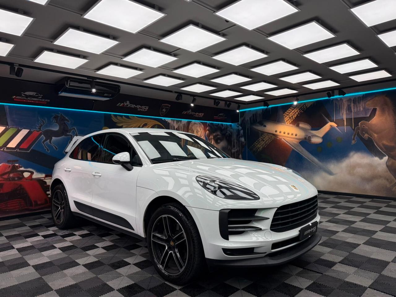 Porsche Macan 2.0 (642)