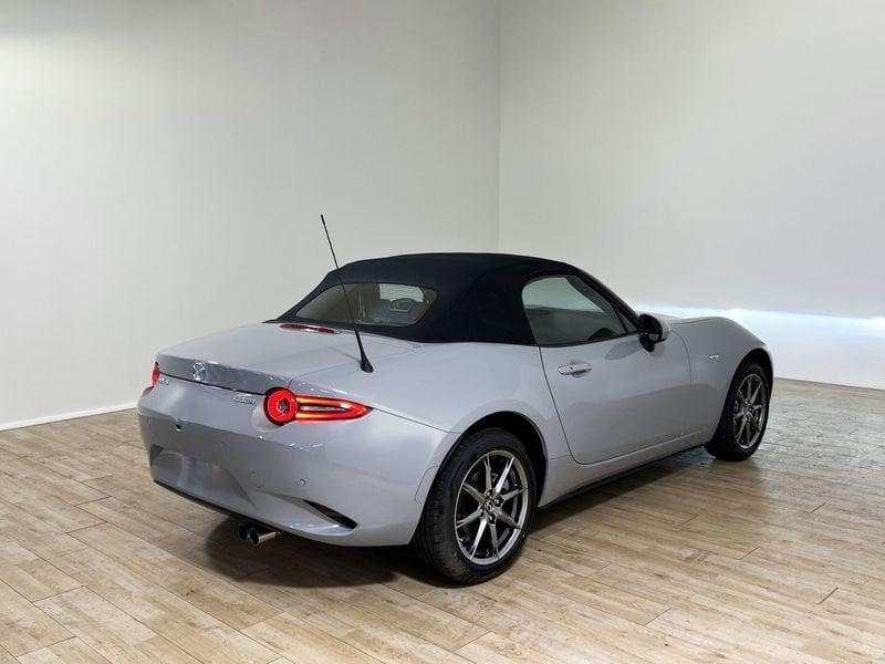 Mazda MX-5 1.5L Skyactiv-G Exclusive-Line