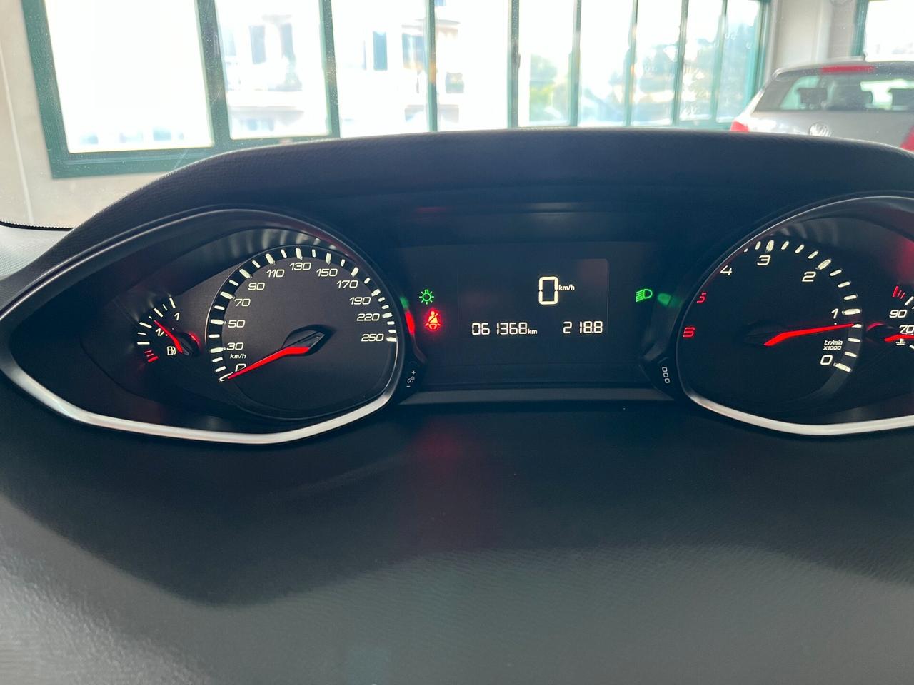 Peugeot 308 1.6 e-HDi 115 CV Stop&Start Allure