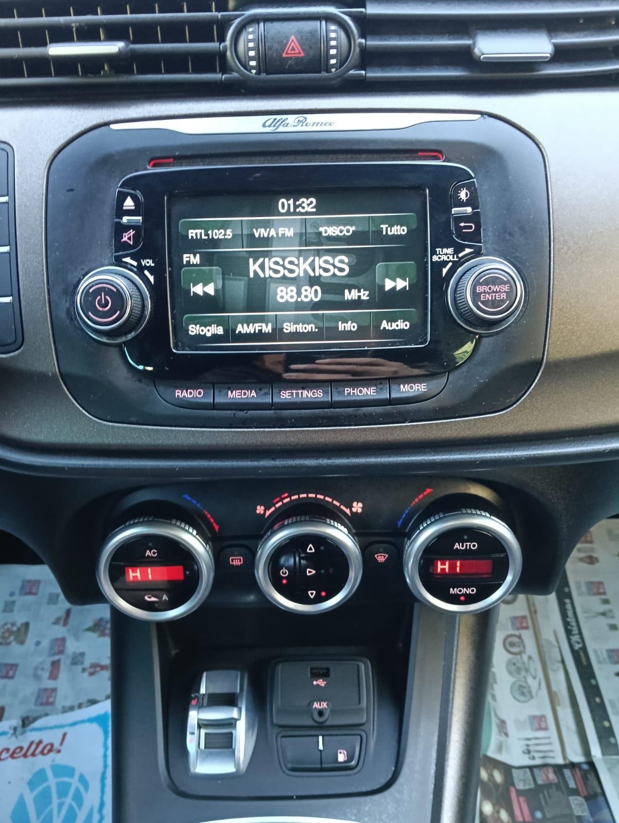 Alfa Romeo Giulietta 1.4 GPL FULL OPTIONAL FINE 2014