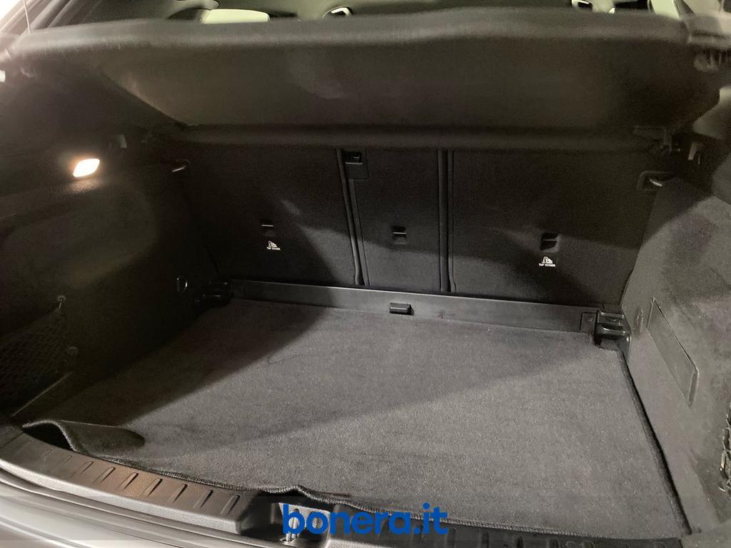 Mercedes GLA 200 200 D Premium 4Matic 8G-DCT