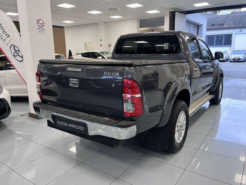 Toyota Hilux Hilux 3.0 D-4D aut.4WD 4p. DC Stylex