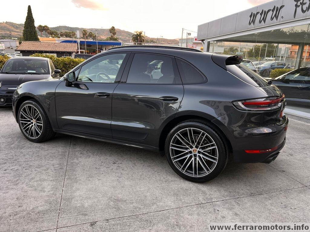 Porsche Macan 3.0 S tetto iva esposta