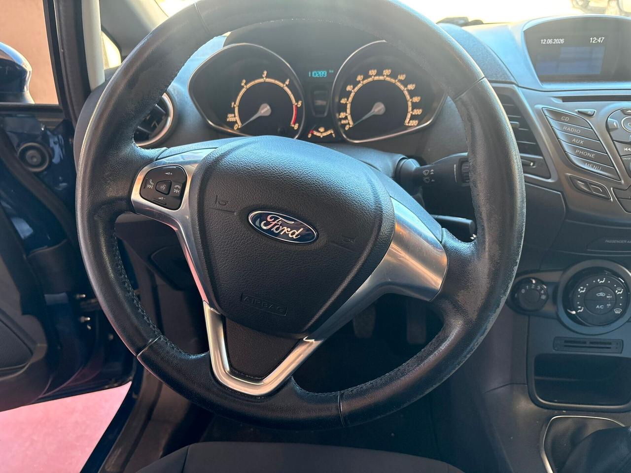 Ford Fiesta 1.5 autocarro 5 p.