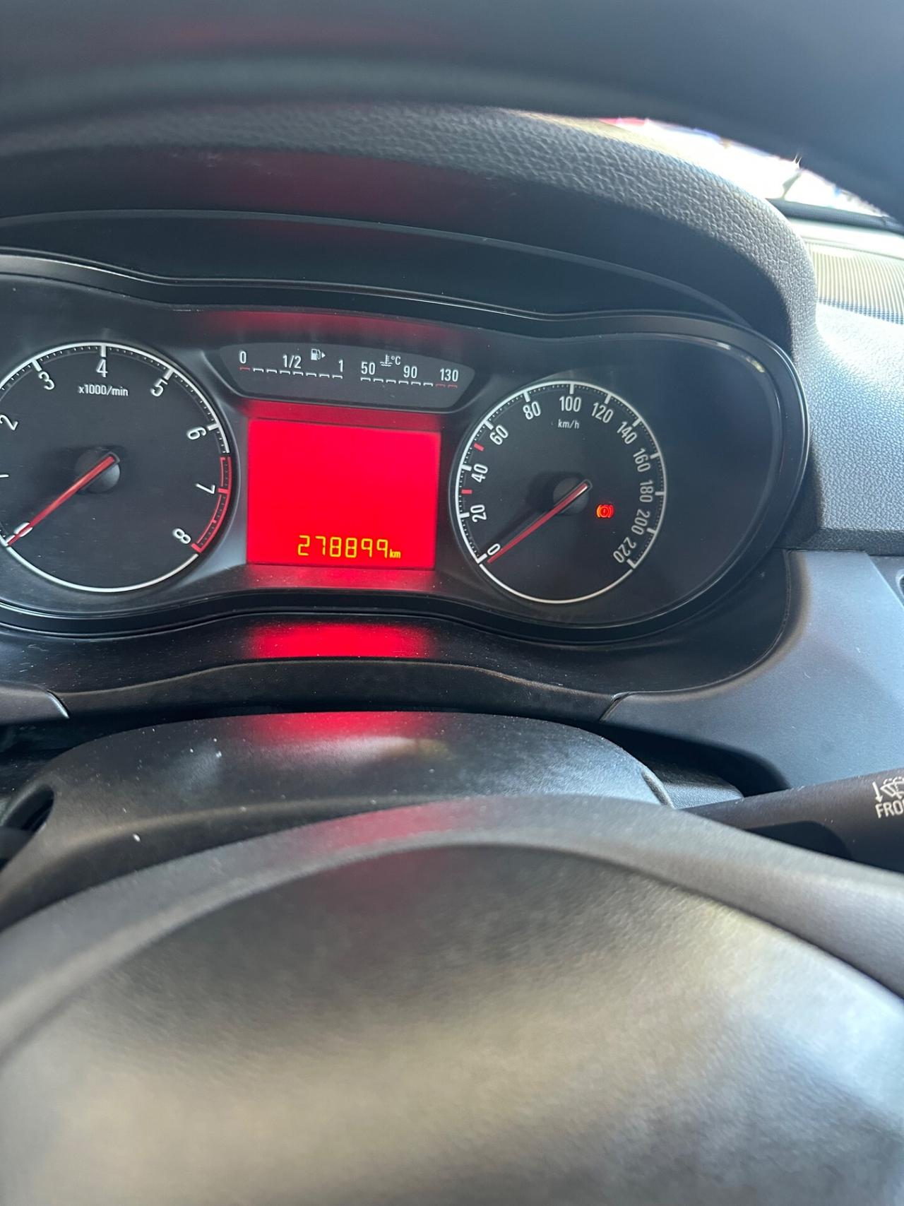 Opel Corsa 1.4 90CV GPL Tech 5 porte b-Color