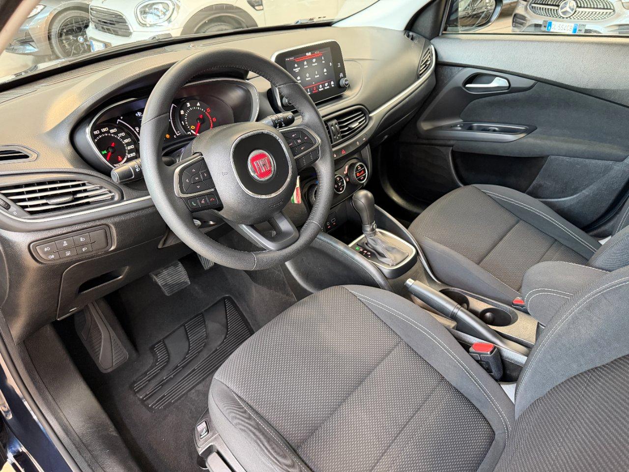 Fiat Tipo 5 Porte 1.6 mjt Lounge s&s 120cv dct - Navi - Carplay - Telecamera