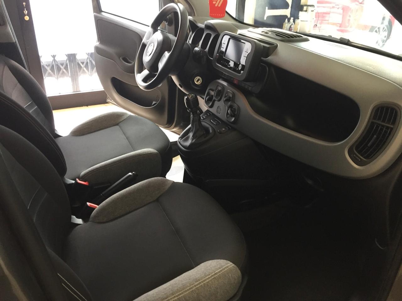 Fiat Panda 1.0 FireFly S&S Hybrid City Life x X NEOPATENTATI