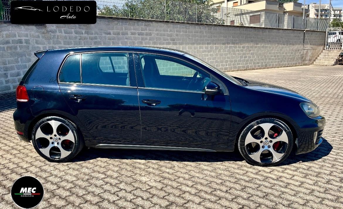 Volkswagen Golf VI GTI 2.0 Turbo benzina - 2011