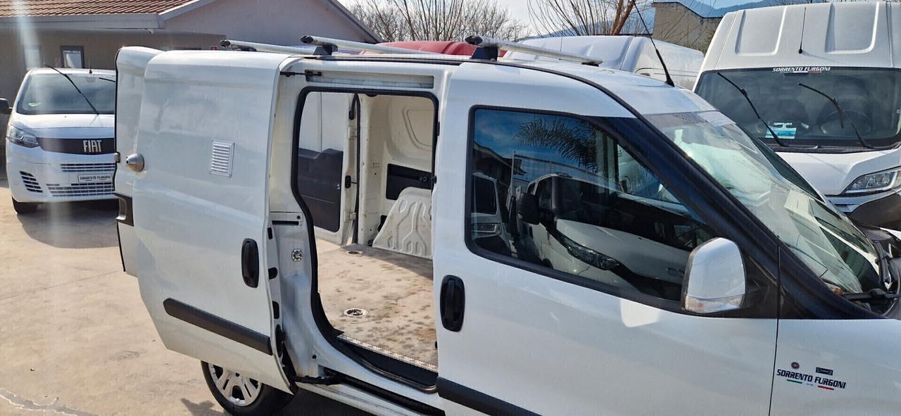 Fiat Doblo 3 posti 1.6 MJT NAVIGAT. CRUISE CONTROL