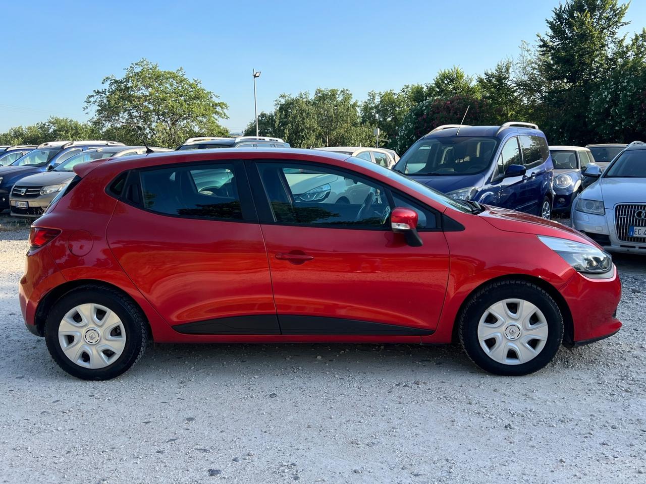 Renault Clio 1.2 75CV GPL NEOPATENTATI PERMUTE RATE GARANZIA