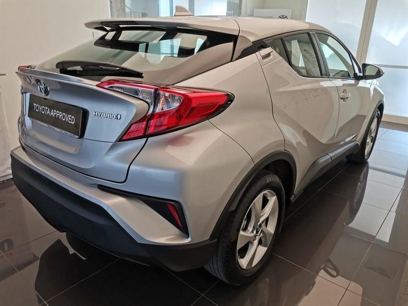 Toyota C-HR 1.8 Hybrid E-CVT Active