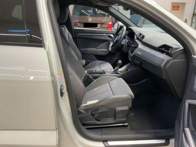 AUDI Q3 SPB 35TDI S-tronic Identity Black S-line SPORTBACK