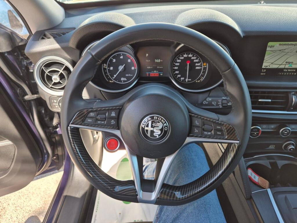 Alfa Stelvio 2.2 D TETTO APRIBILE CERCHI 20