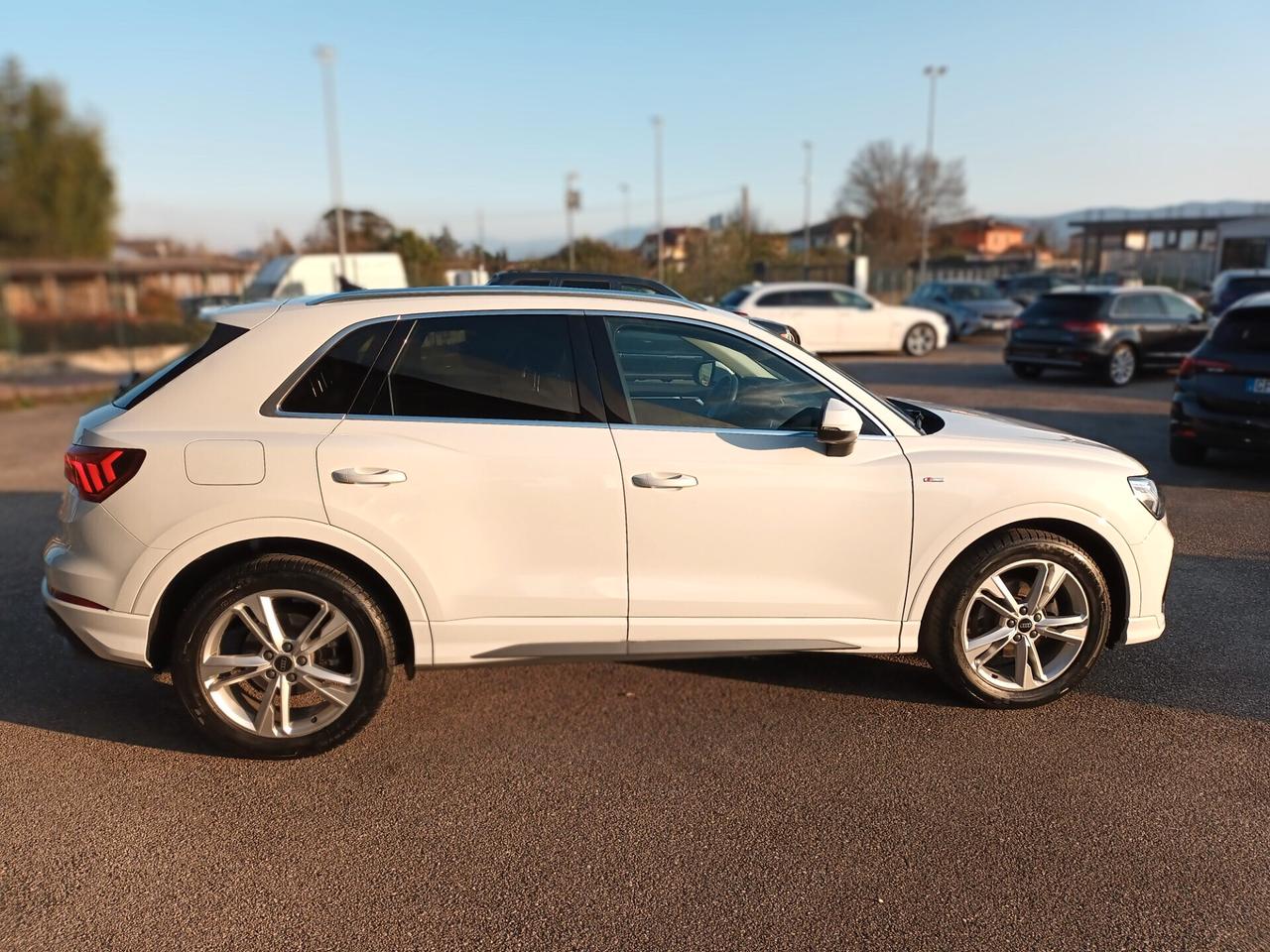 Audi Q3 FULL OPTIONAL COME NUOVA AFFARE