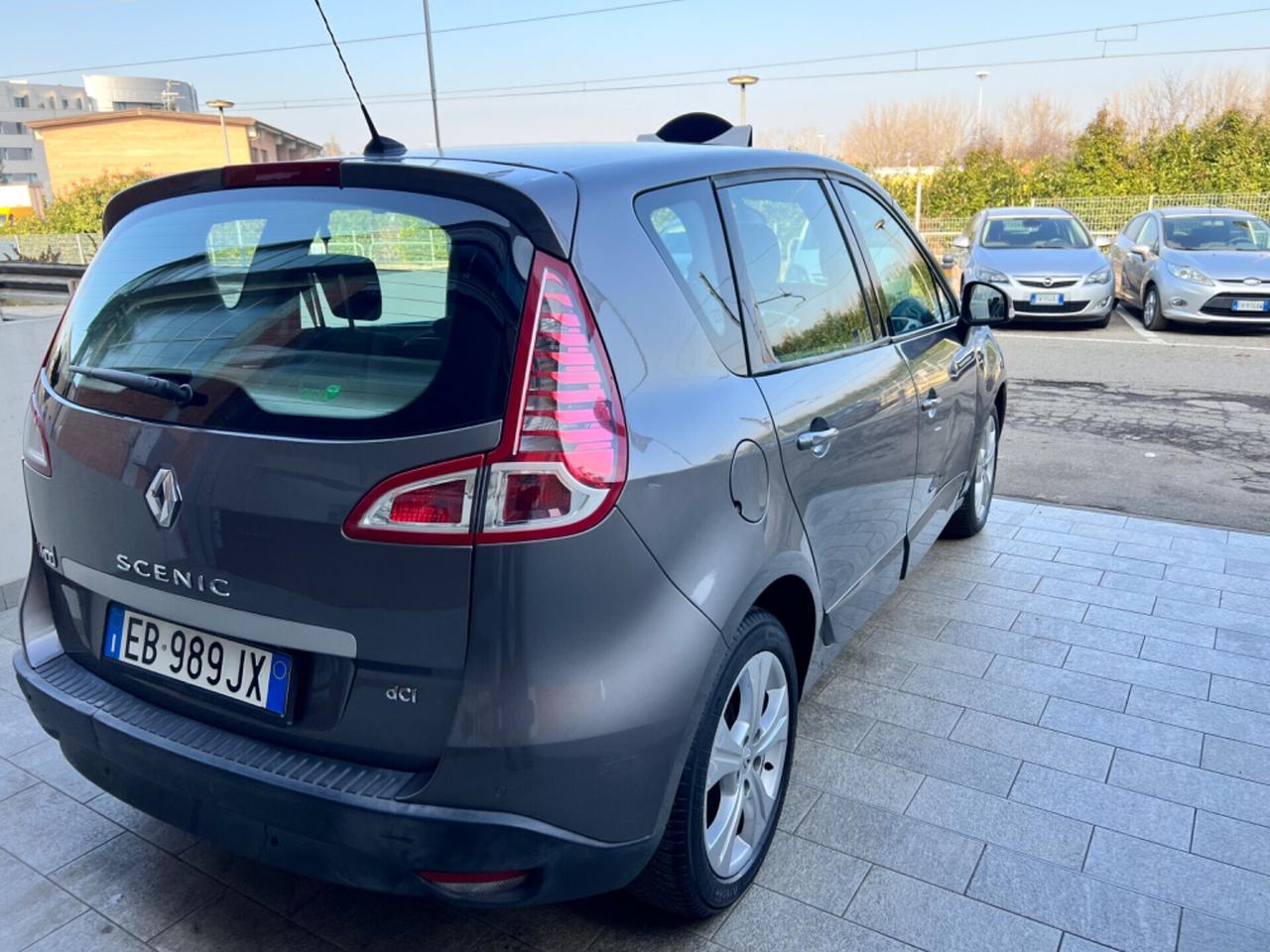 Renault Scenic Scénic 1.5 dCi 110CV EDC Luxe