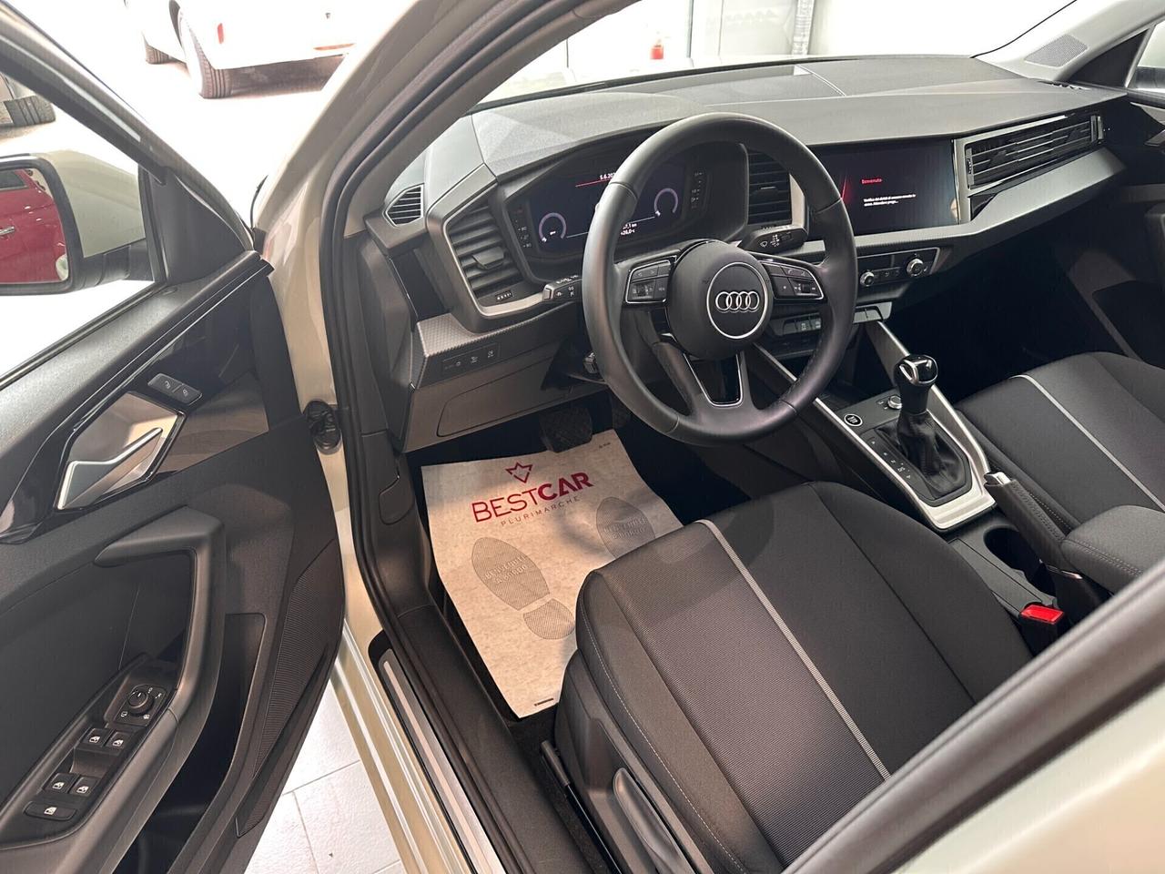 Audi A1 SPORTBACK 25 TFSI STRONIC Sport Line FARI MATRIX VIRTUAL R17