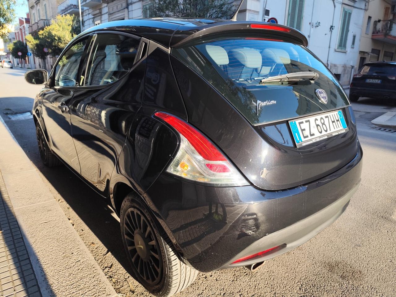 Lancia Ypsilon 1.2 benzina 69CV PERFETTA