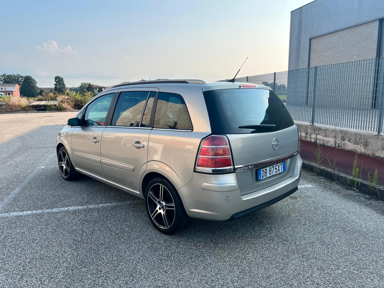 Opel Zafira 1.9 16V CDTI 150CV Cosmo