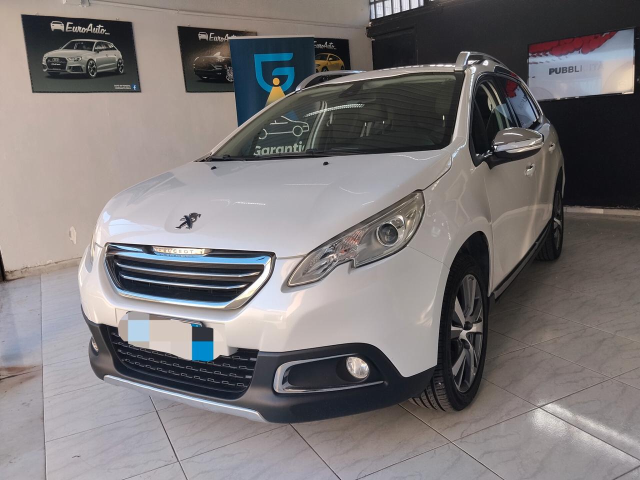 Peugeot 2008 1.6 diesel 2015 CON GARANZIA