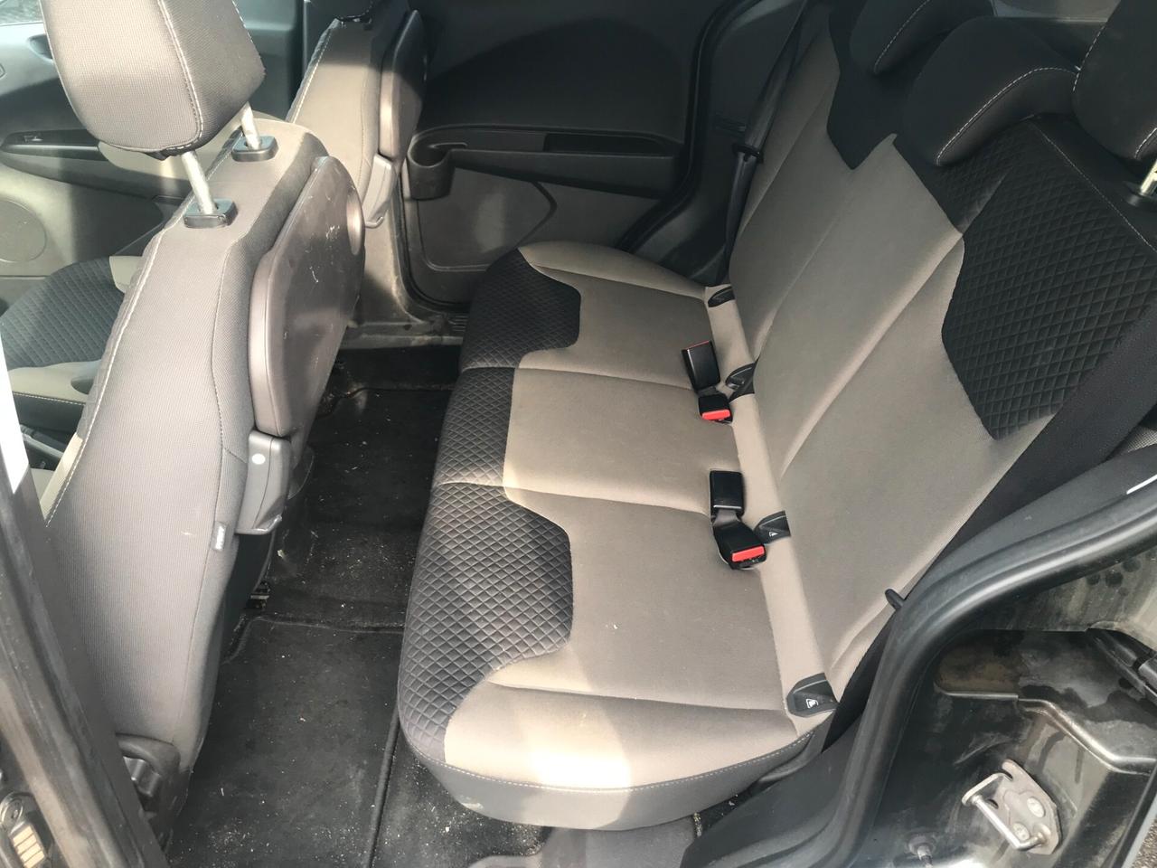 Ford Tourneo Courier 1.0 EcoBoost 100 CV Sport