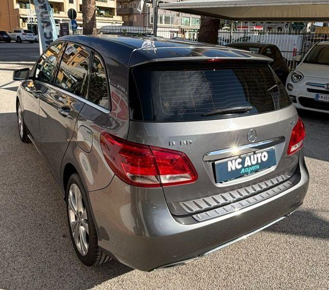 MERCEDES-BENZ B 180 d Automatic Business