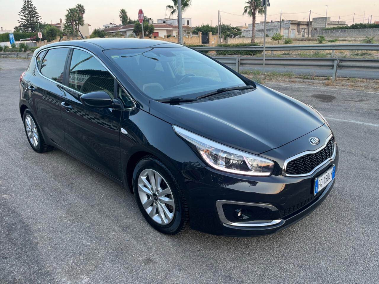 Kia Ceed 1.6 CRDi 5 porte Unipro 2016
