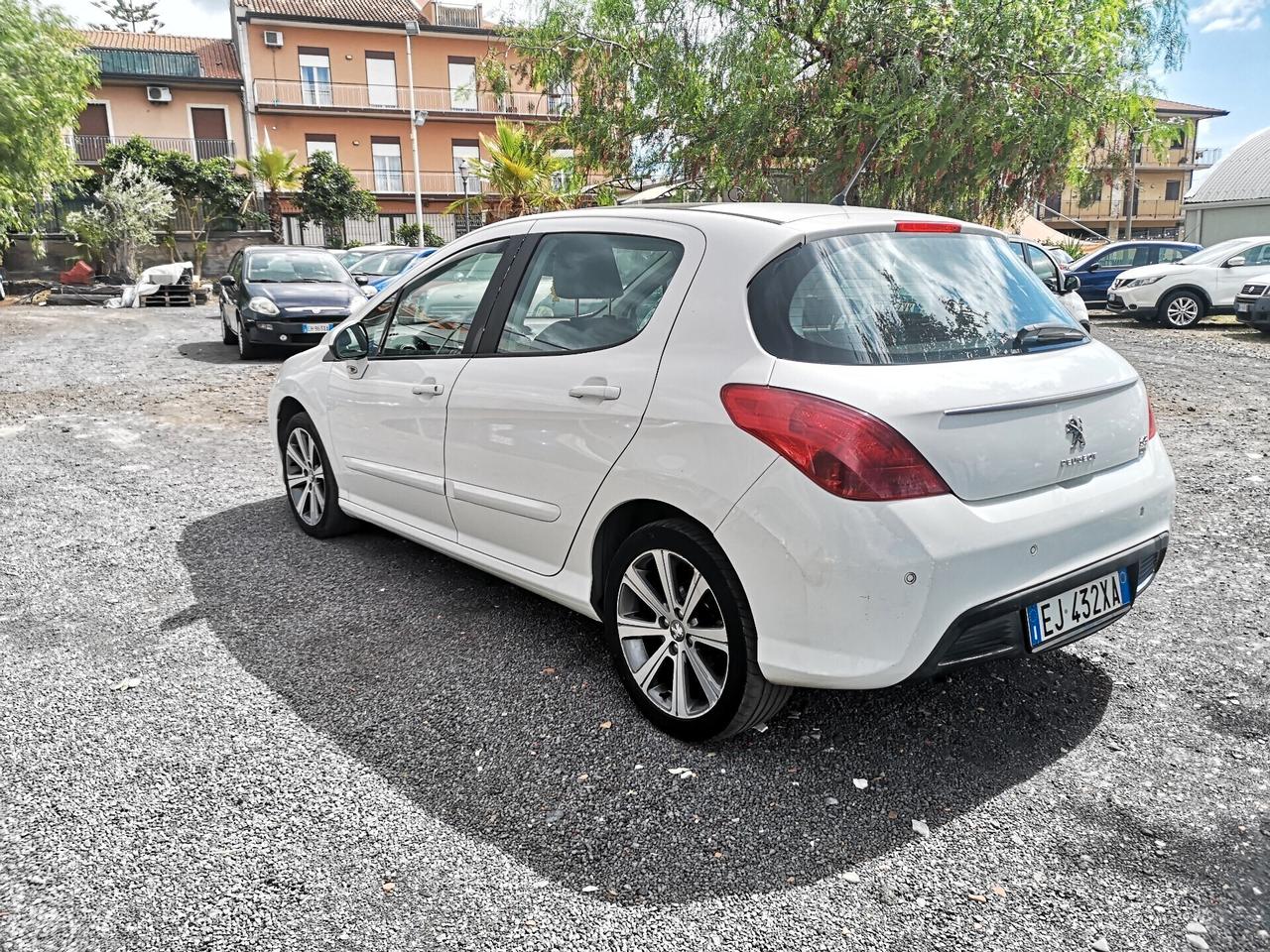 Peugeot 308 1.6 8V e-HDi 112CV Stop&Start 5p. Allure