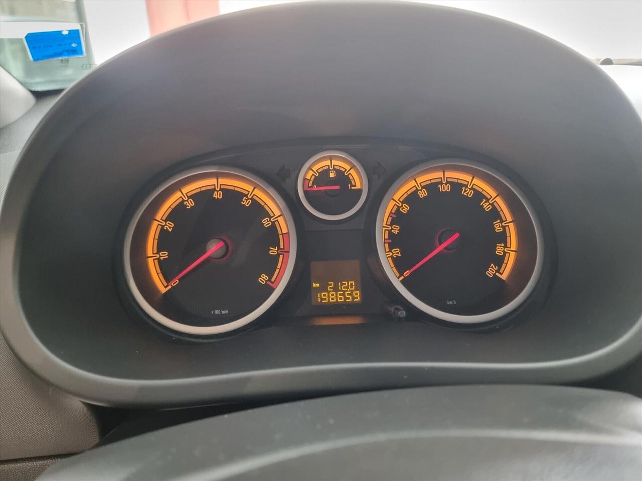 Opel Corsa 1.2 5 porte Cosmo CAMBIO AUTOMATICO GPL