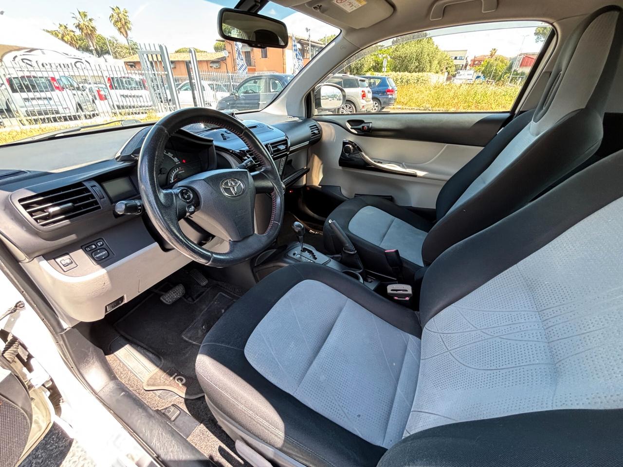 Toyota iQ 1.0 CVT Lounge AUTOMATICA SENSORI PARK EURO 5