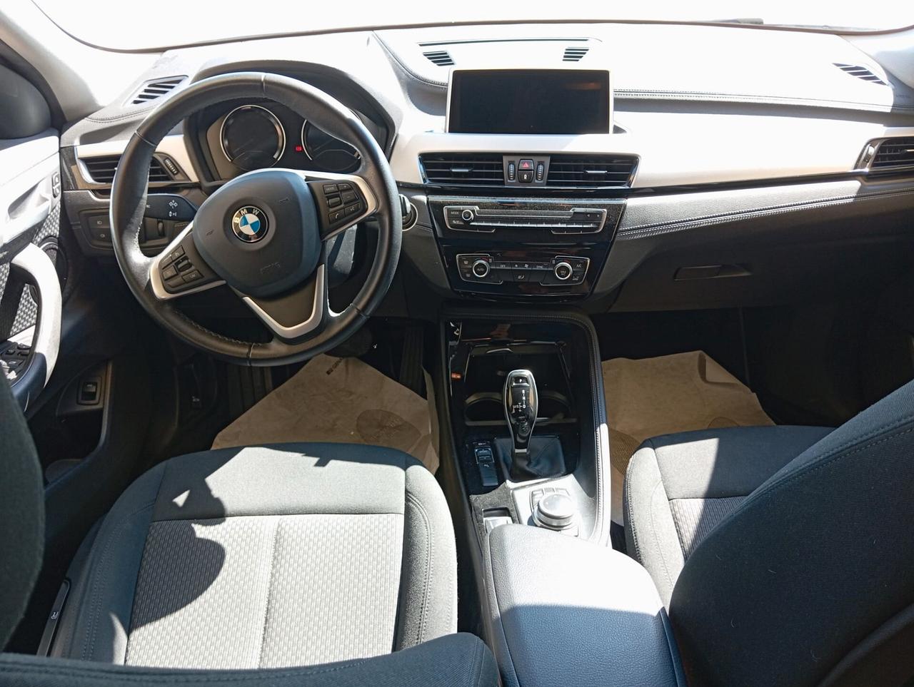 Bmw X2 sDrive18d Business-X