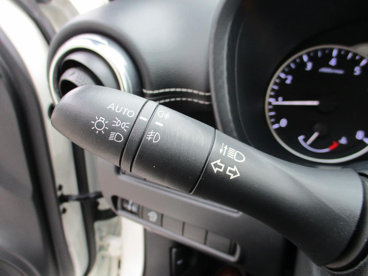 Nissan Juke 1.0 DIG-T 114 CV N-Connecta