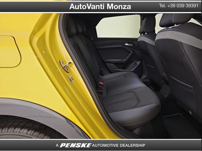 Audi A1 A1 Citycarver 30 1.0 tfsi Identity Contrast 116cv s-tronic