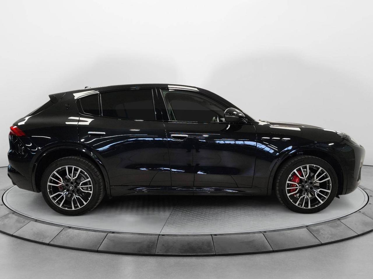 Maserati Grecale Modena 330cv