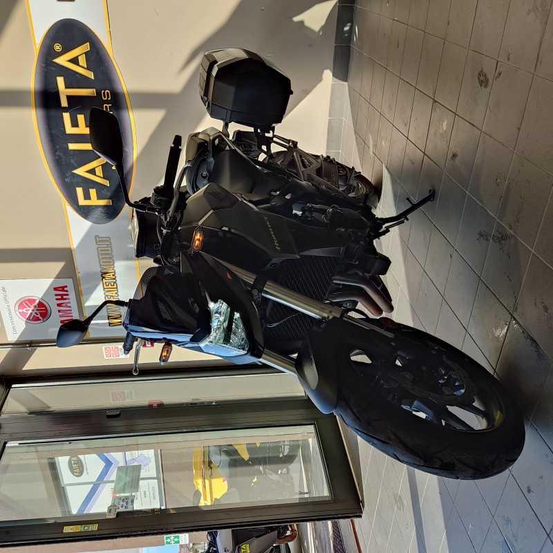 Honda CB 750 Hornet - 2024