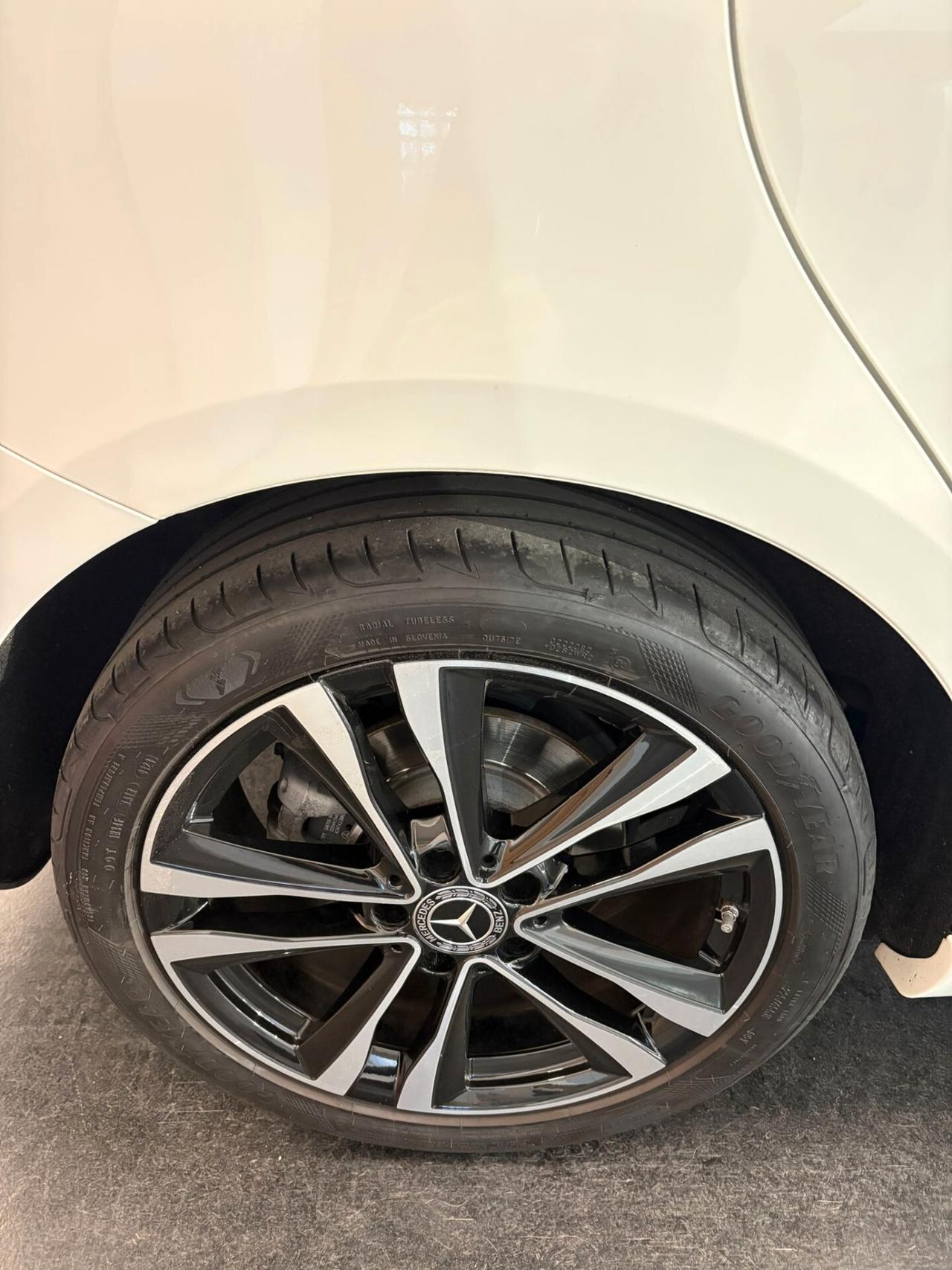 Mercedes-benz B 180 d Automatic Executive