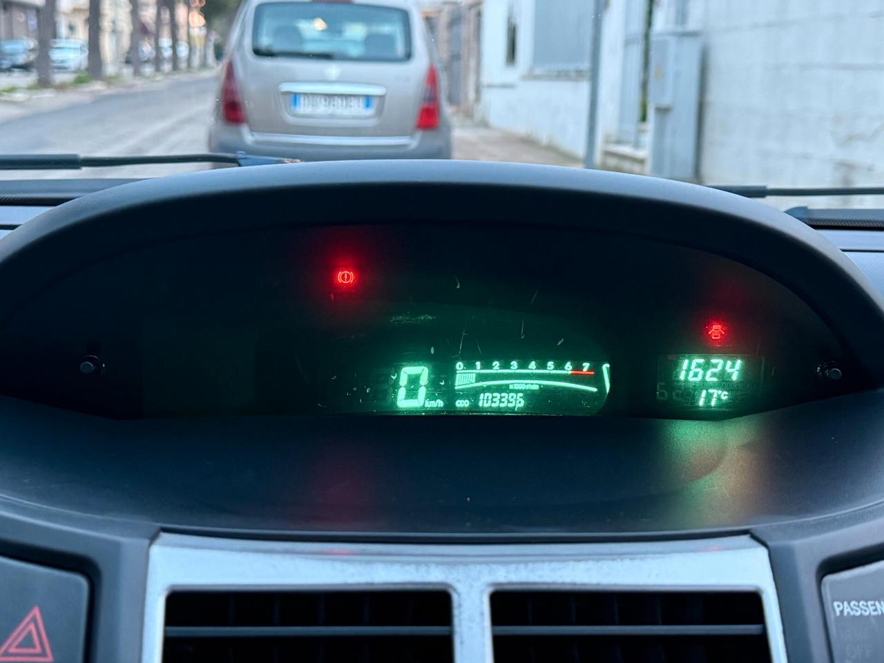 Toyota Yaris 1.0 5 Porte SOLI KM 103.000 - 2009