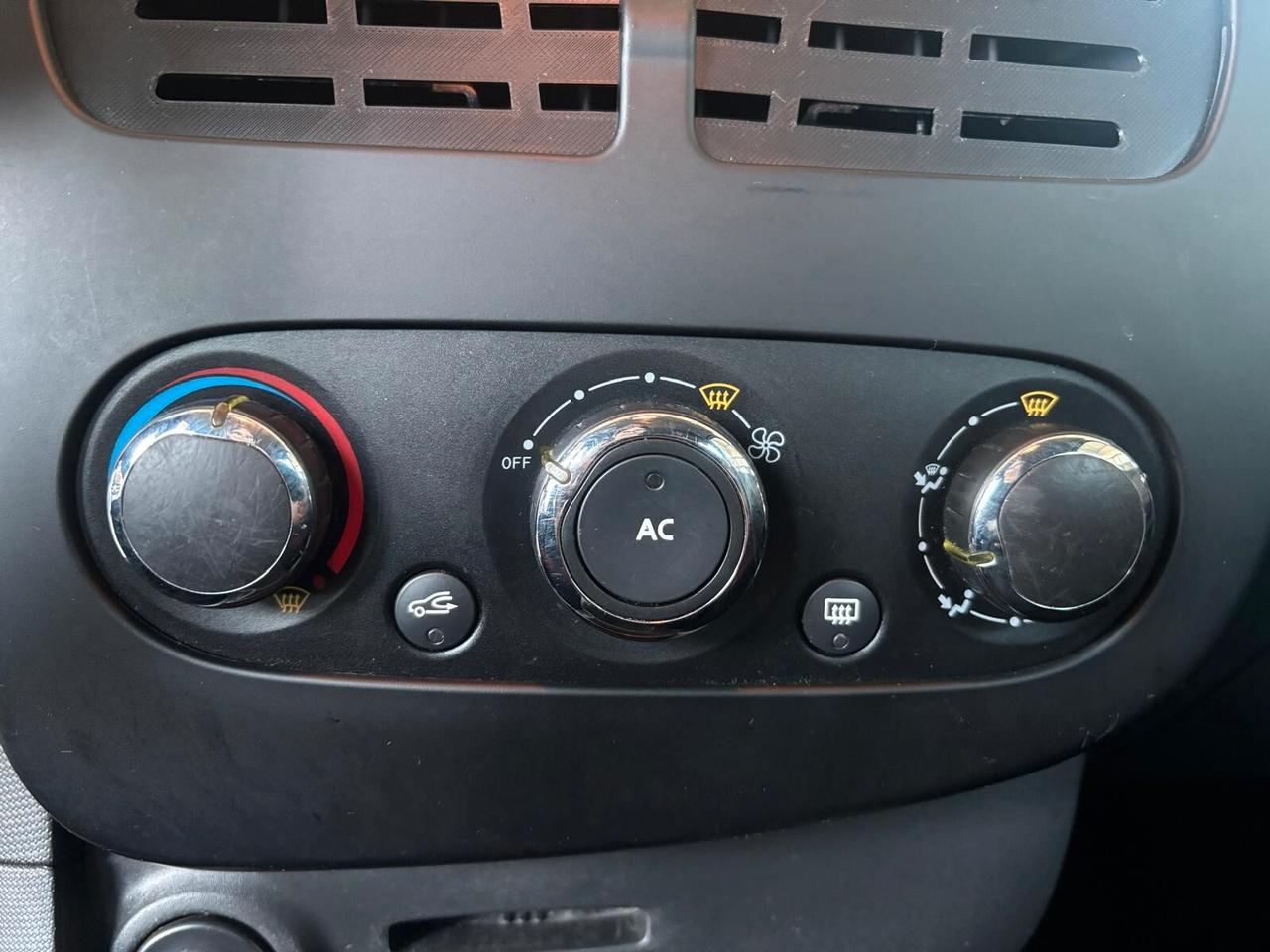 Renault Clio 1.2 75CV 5 porte Live