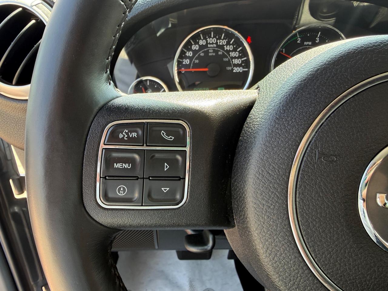 Jeep Wrangler Unlimited 2.8 CRD DPF Sahara Auto