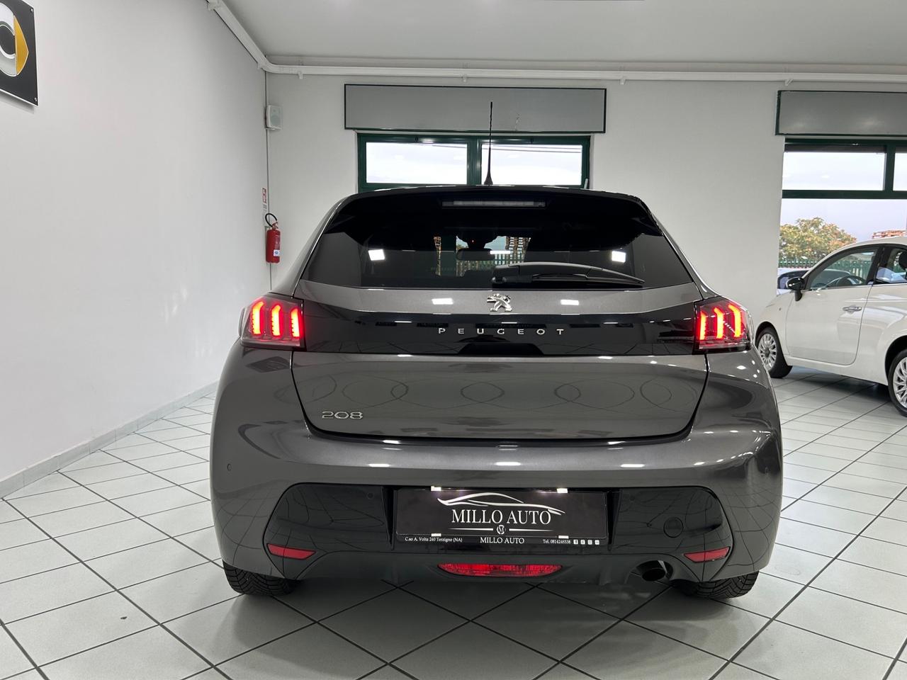 Peugeot 208 BlueHDi 100 Allure Navi Pack