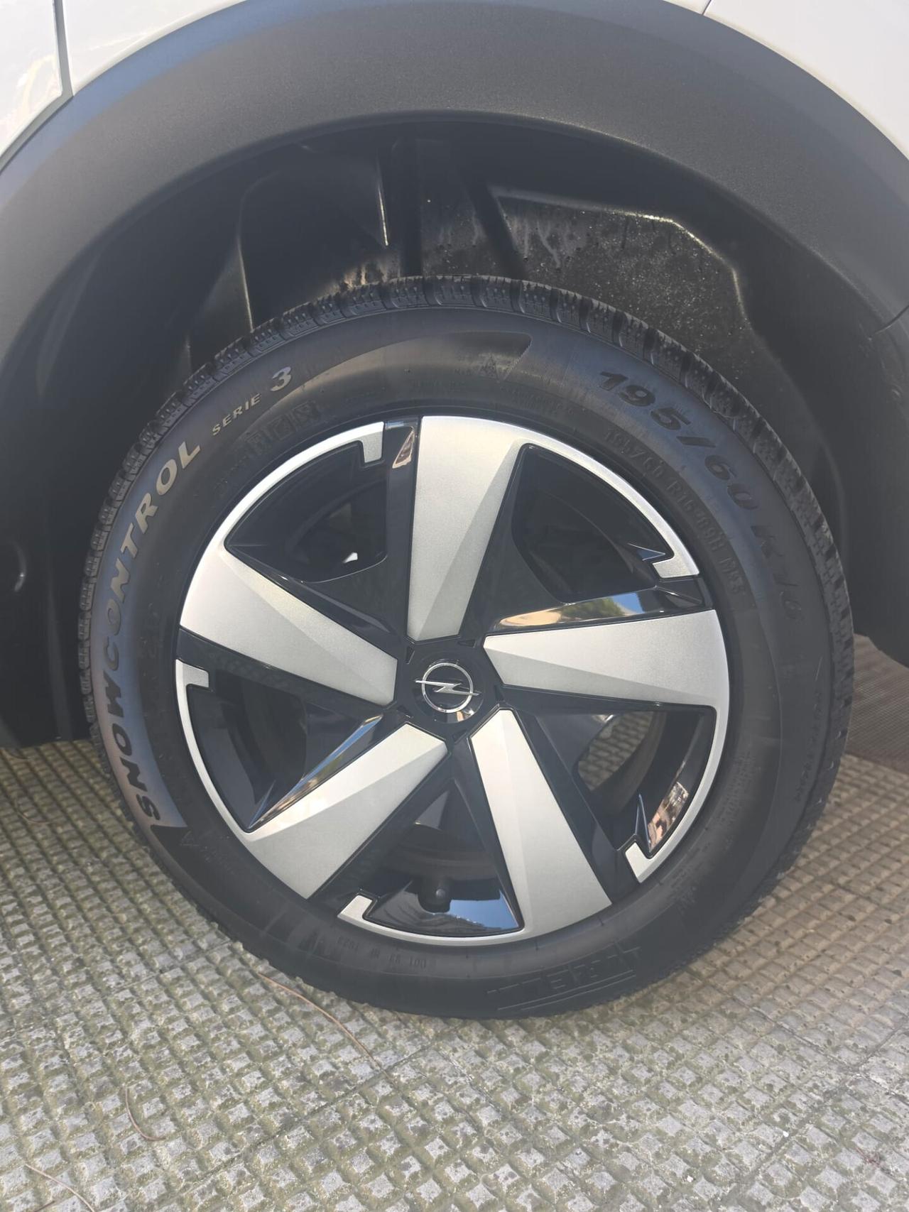Opel Crossland 1.5 ECOTEC D 120 CV Start&Stop aut. Ultimate