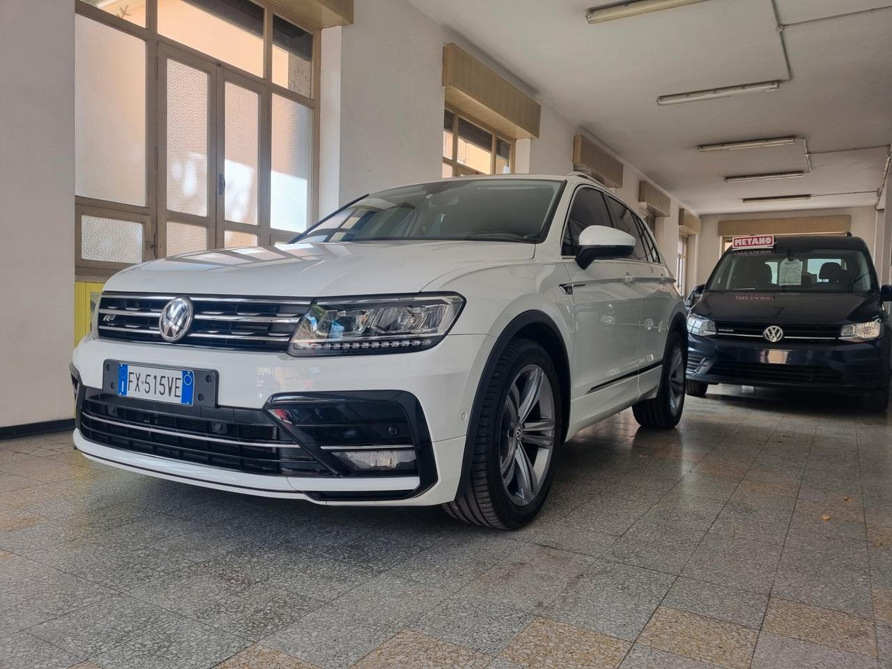 Volkswagen Tiguan 1.6 TDI SCR R-Line, TELECAMERA, UNICOPROPRIETARIO