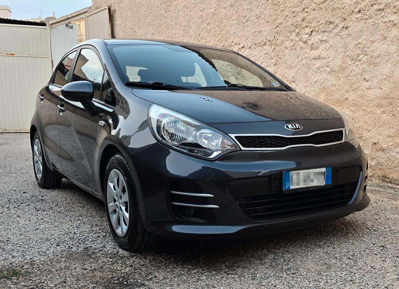 Kia Rio Cool 1.2 84CV 5 porte