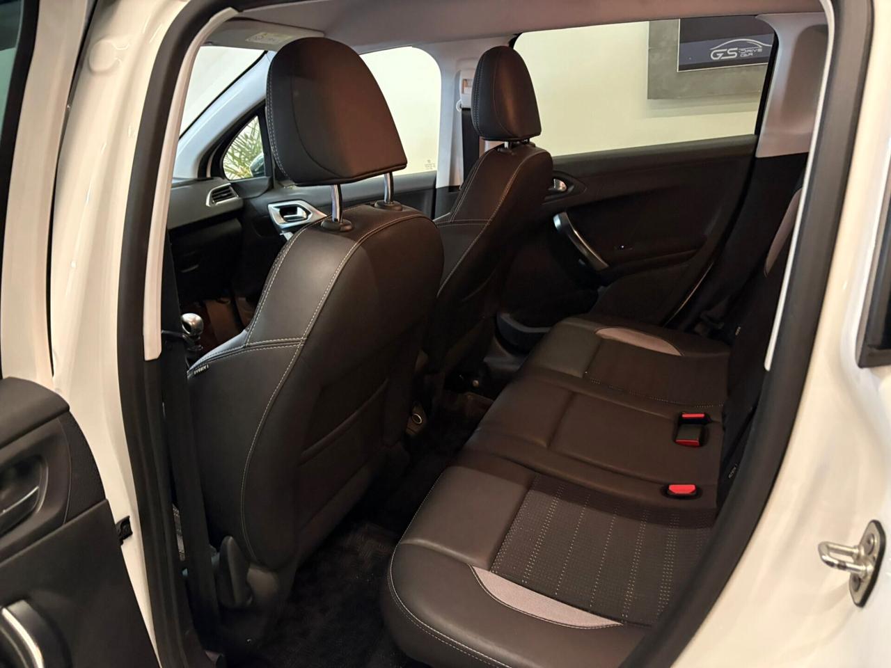 Peugeot 2008 1600cc BlueHDi 120 S&S Black Matt