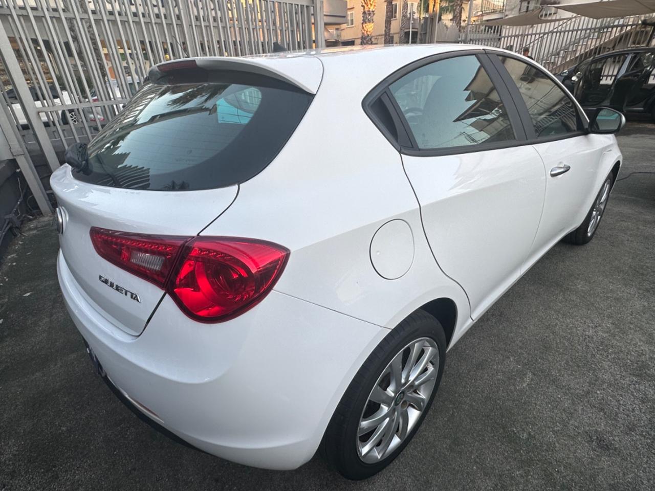 Alfa Romeo Giulietta 1.4 Turbo 120 CV GPL Super