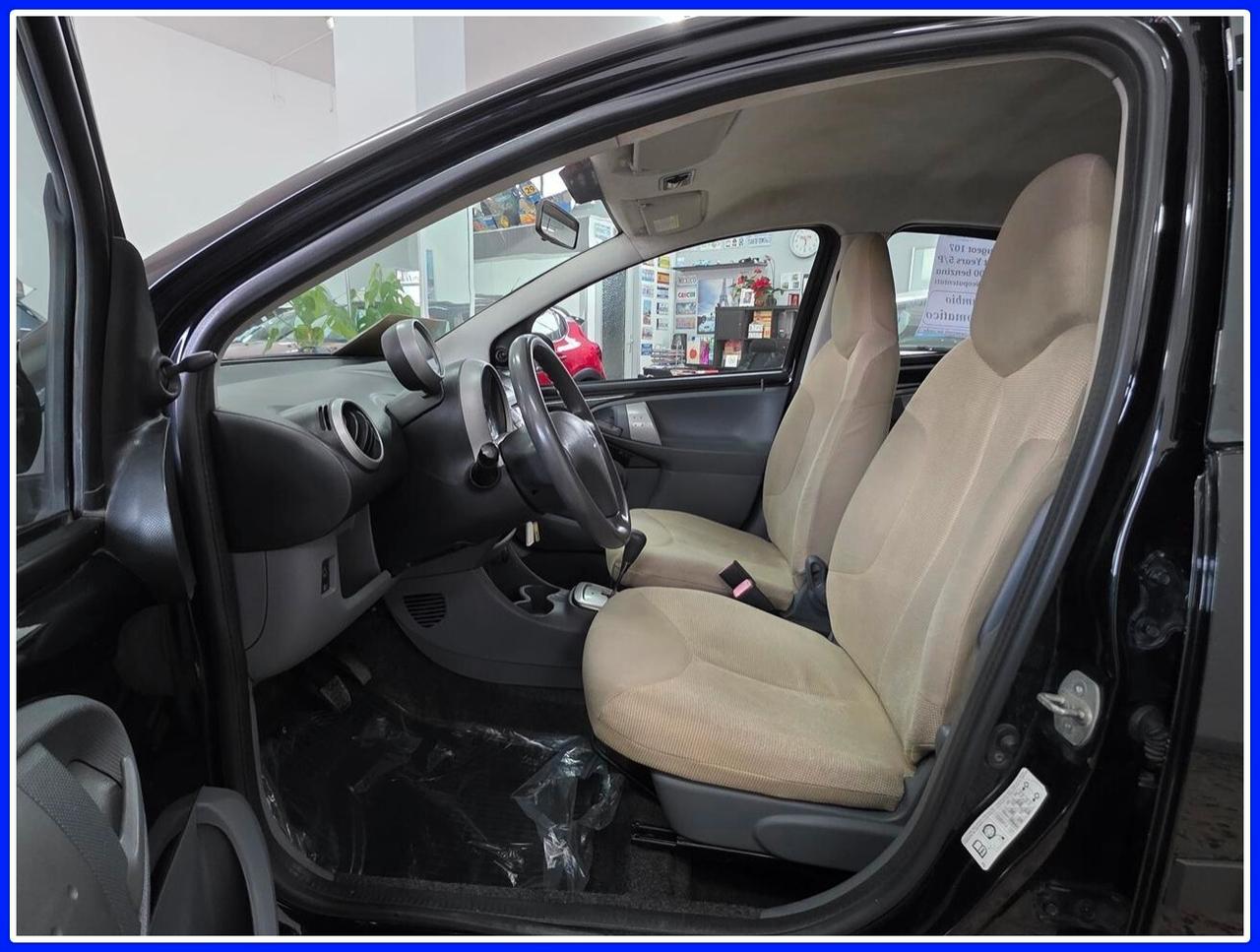 Peugeot 107 1.0 5/P Cambio Automatico Garanzia
